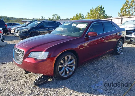 2017 Chrysler 300 Limited из США, поврежденный, VIN 2C3CCAAG5HH614382